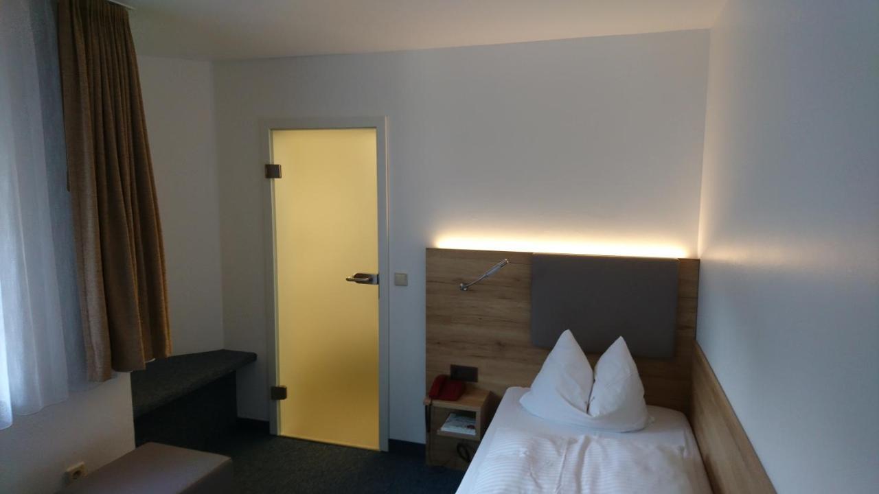 Landhotel Gasthof Wittstaig Gundelfingen  ภายนอก รูปภาพ