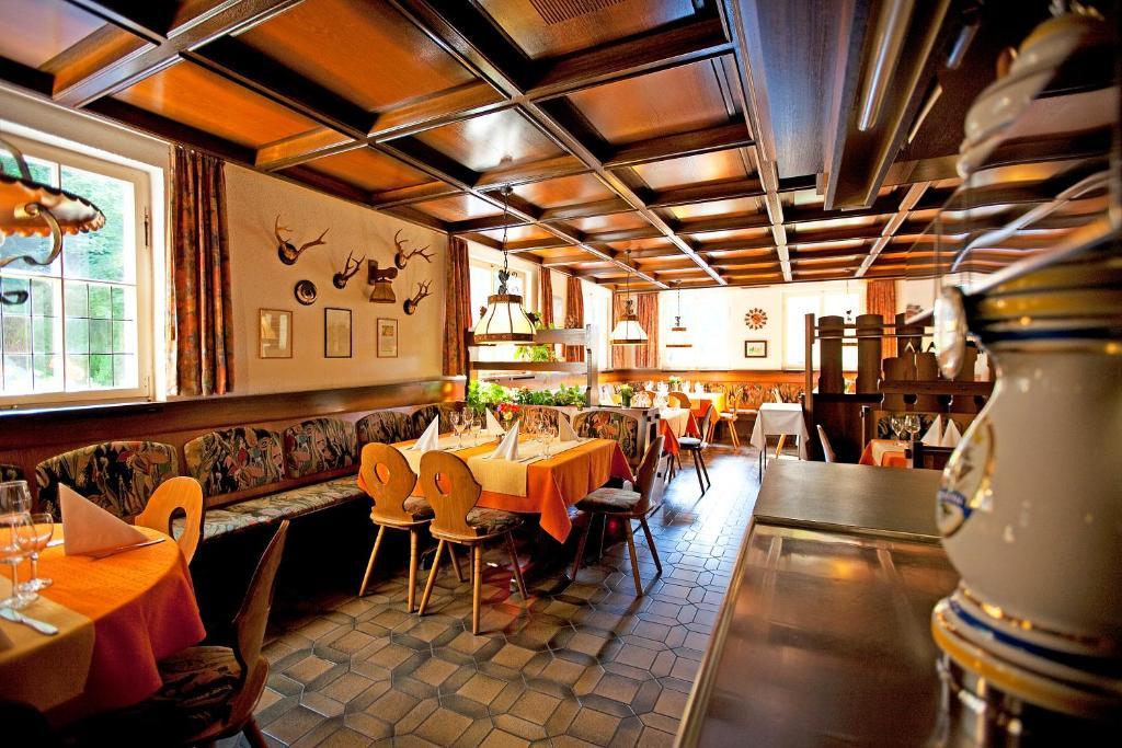 Landhotel Gasthof Wittstaig Gundelfingen  ภายนอก รูปภาพ